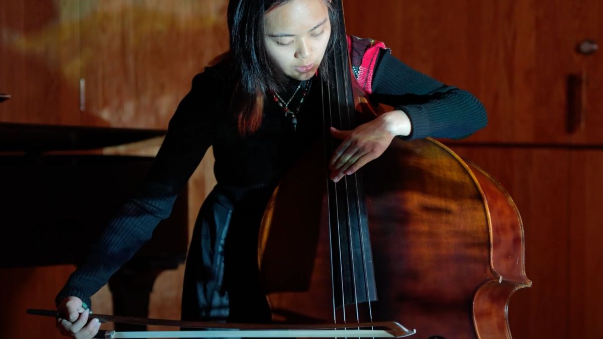 content.field_image.alt